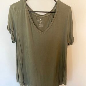 Soft and sexy large American eagle t-shirt